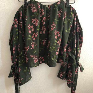 Francesca's Off-the-Shoulder Floral Crop